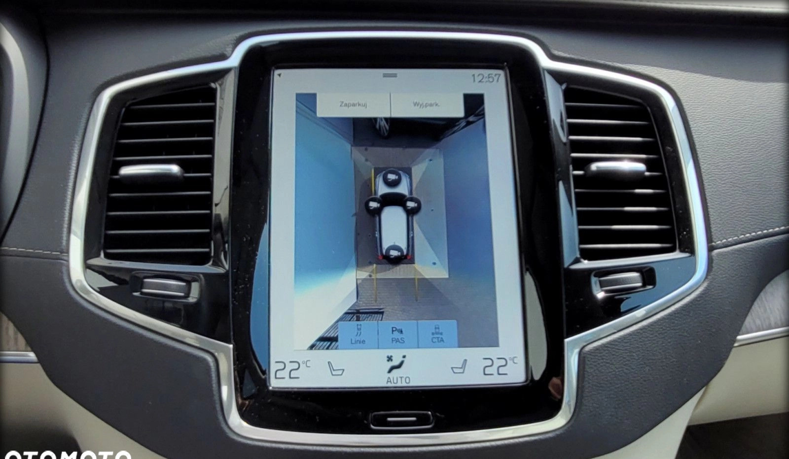 Volvo XC 90 cena 269999 przebieg: 114650, rok produkcji 2022 z Chorzów małe 352